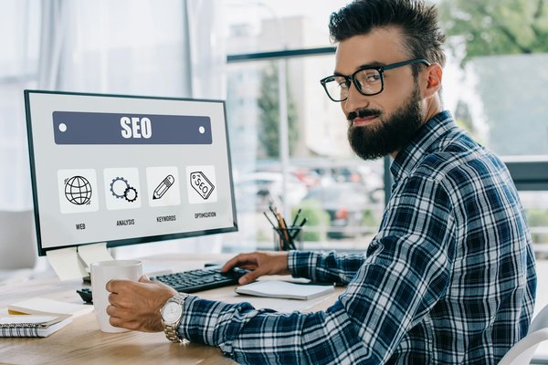 Améliorez votre visibilité en ligne grâce à un expert seo à paris