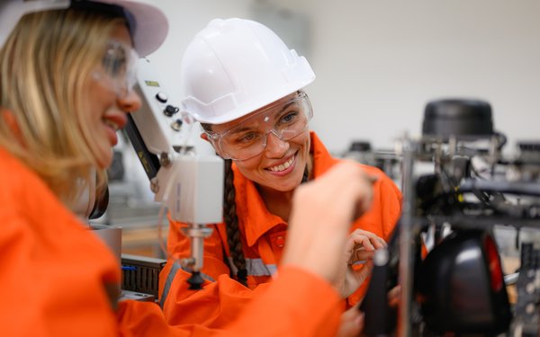 Formation habilitation électrique : maîtrisez les normes de sécurité